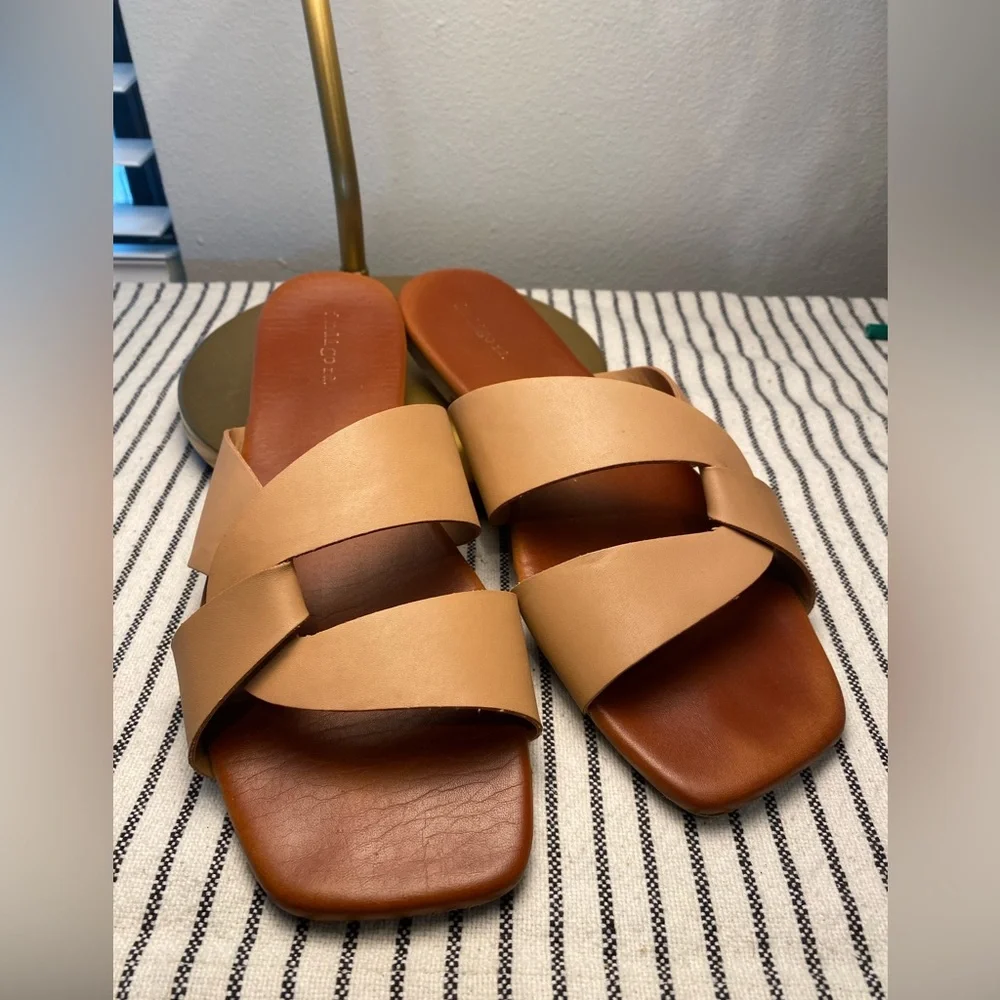Indigo Rd. Fletcher Crossband Slide Sandals Size 10